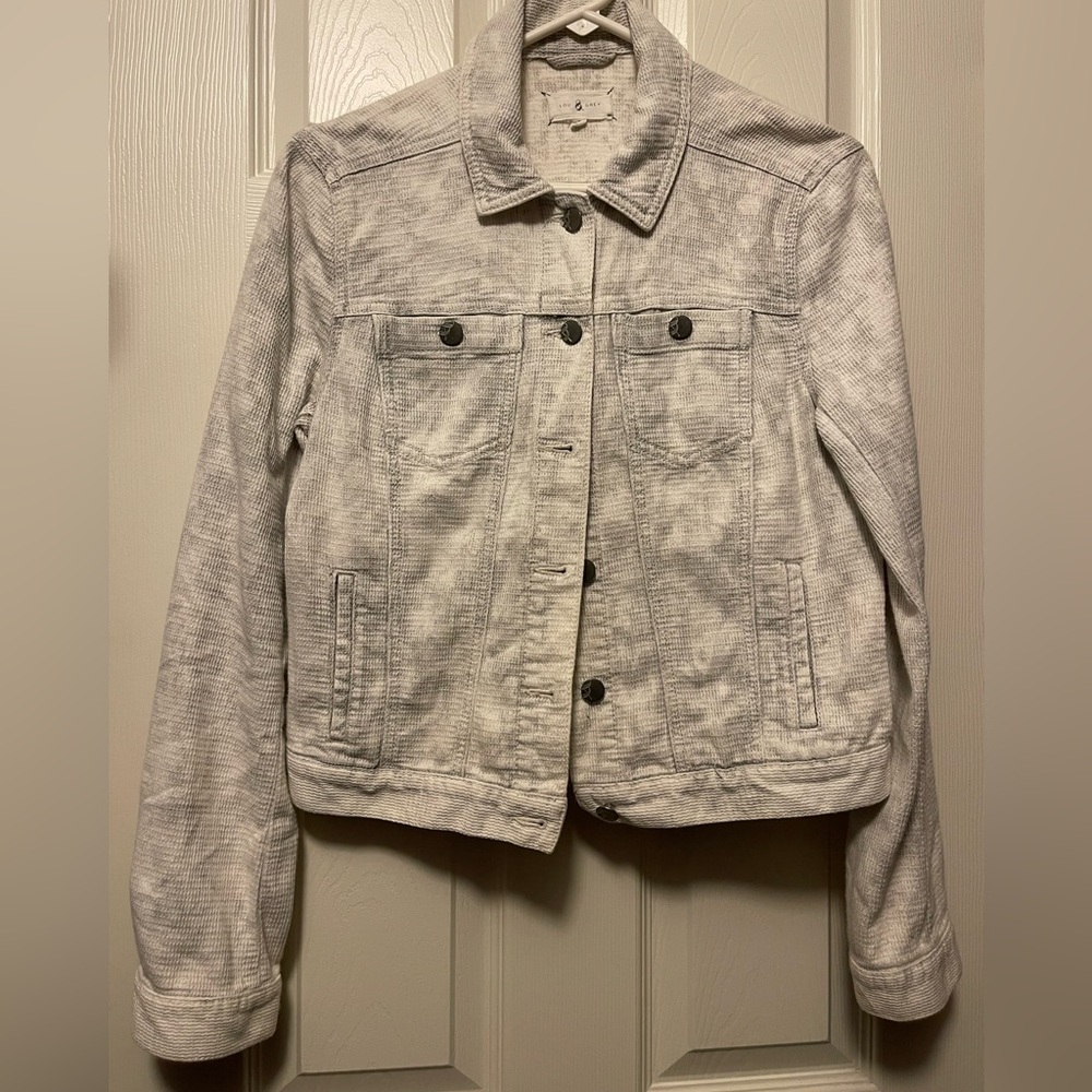 Lou & Grey Denim Jean Jacket Light gray and white.